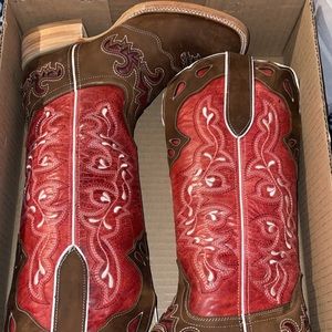 Women’s boots